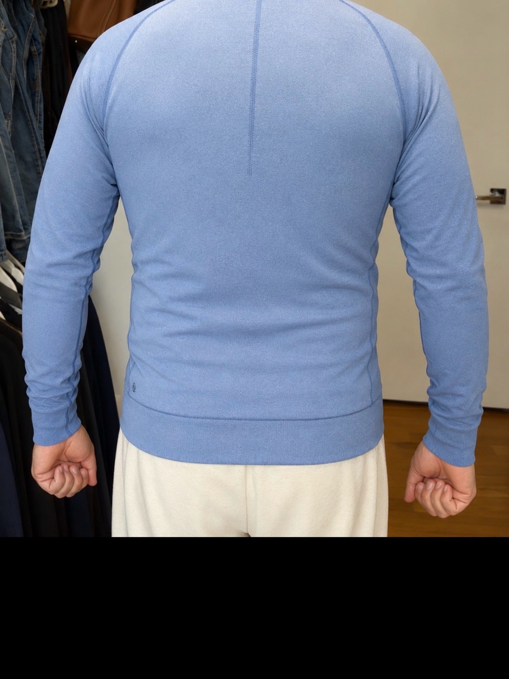 Men's Lululemon zip up jacket - Picture 2 of 3